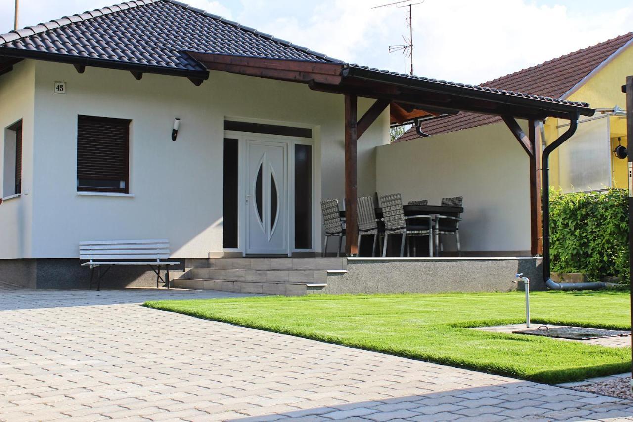 Tisza Dream Apartman Tiszakécske Екстериор снимка